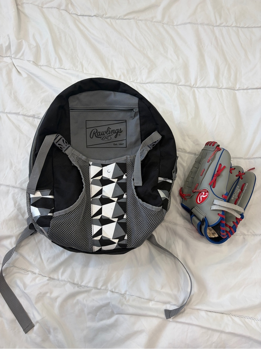 Rawlings TBall Youth Equipment Bag and glove